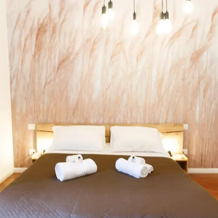 Al Centro Di Bosuiterome Tatil Evi